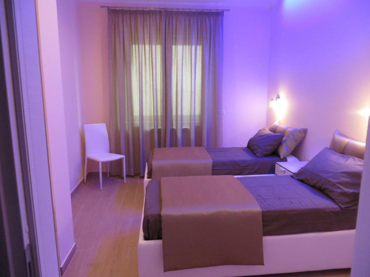 B&B "Croce Nivera" Vibo Valentia Buitenkant foto