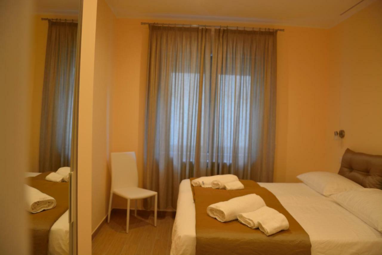 B&B "Croce Nivera" Vibo Valentia Buitenkant foto